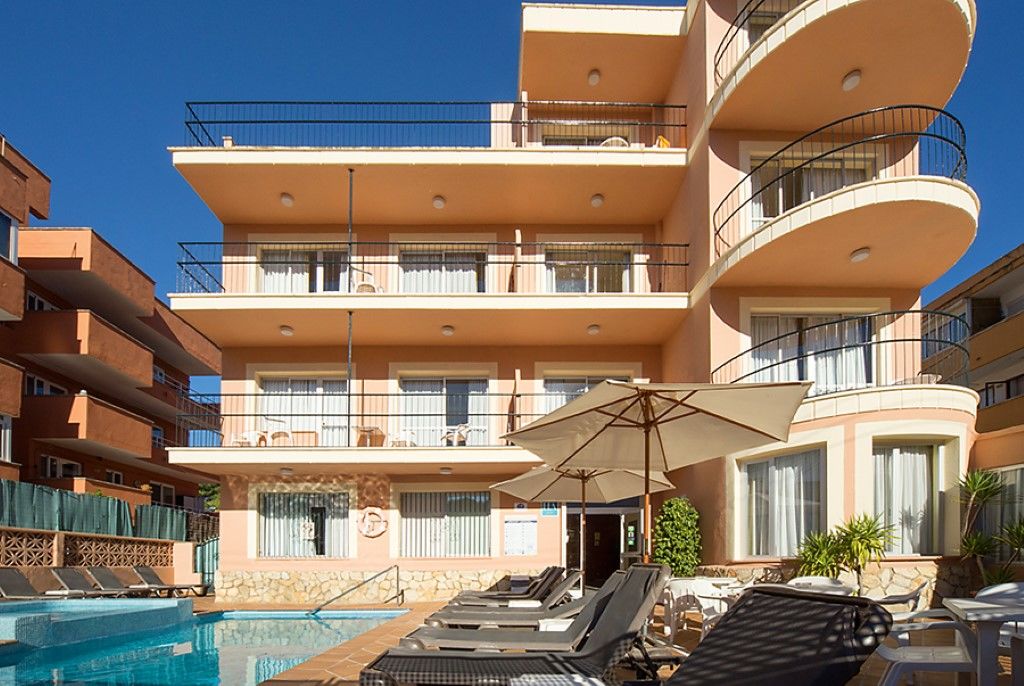 Martinez Apartments Palmanova Exterior foto